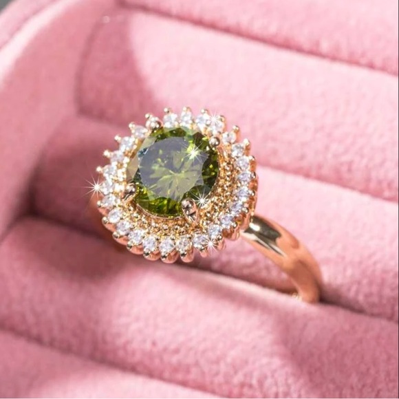 18k Gold Plated Peridot and Cubic Zirconia Ring - Picture 3 of 5